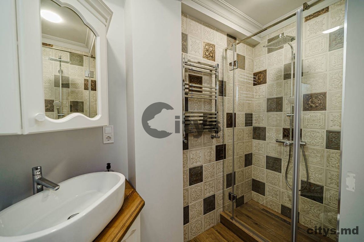 Chirie-Apartament cu 3 camere, 130m², Serghei Lazo photo 18 - citys.md Chirie-Apartament cu 3 camere, 130m², Serghei Lazo photo 17