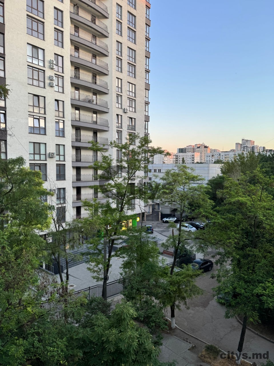 Apartament cu 2 camere, Centru 52m², str. Albișoara photo 1 - citys.md Apartament cu 2 camere, Centru 52m², str. Albișoara photo 0