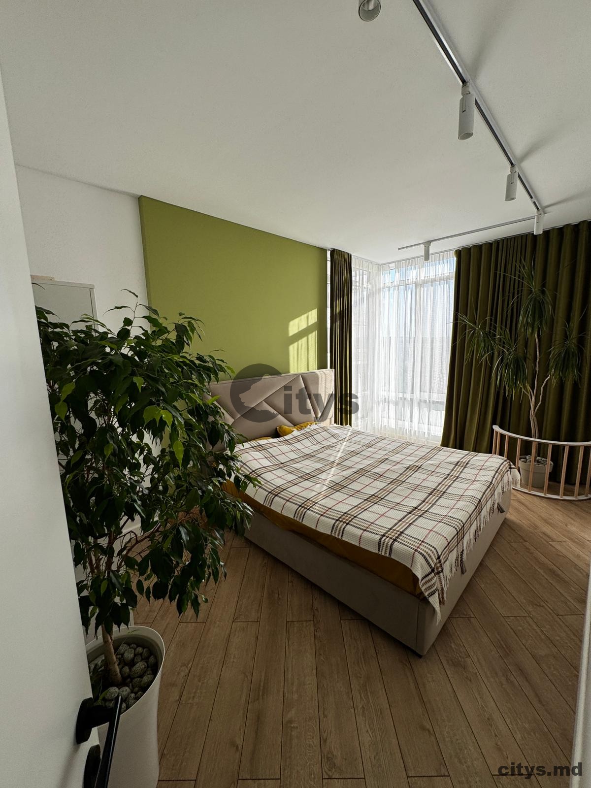 Apartament cu 3 camere, 70m², Buiucani, Liviu Deleanu photo 4