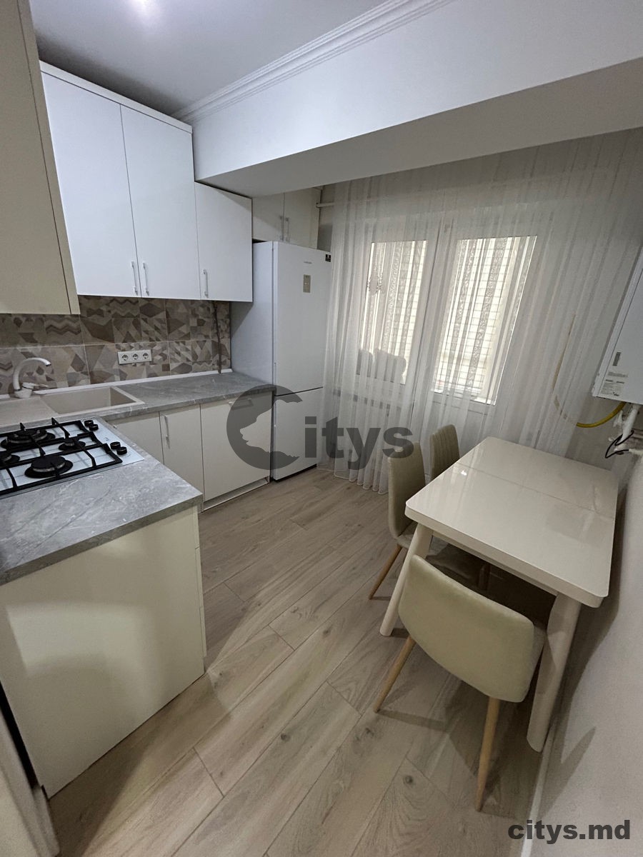 Chirie-Apartament cu 1 cameră, 40m²,Centru. str.Nicolae Testemitanu photo 3
