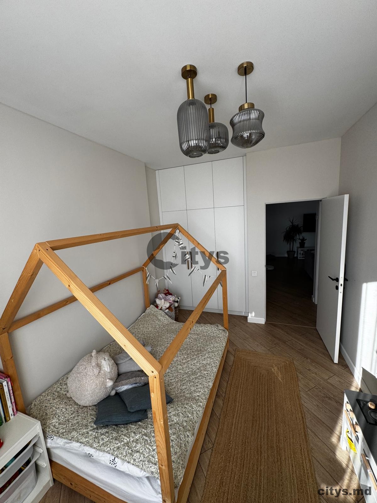 Apartament cu 3 camere, 70m², Buiucani, Liviu Deleanu photo 8