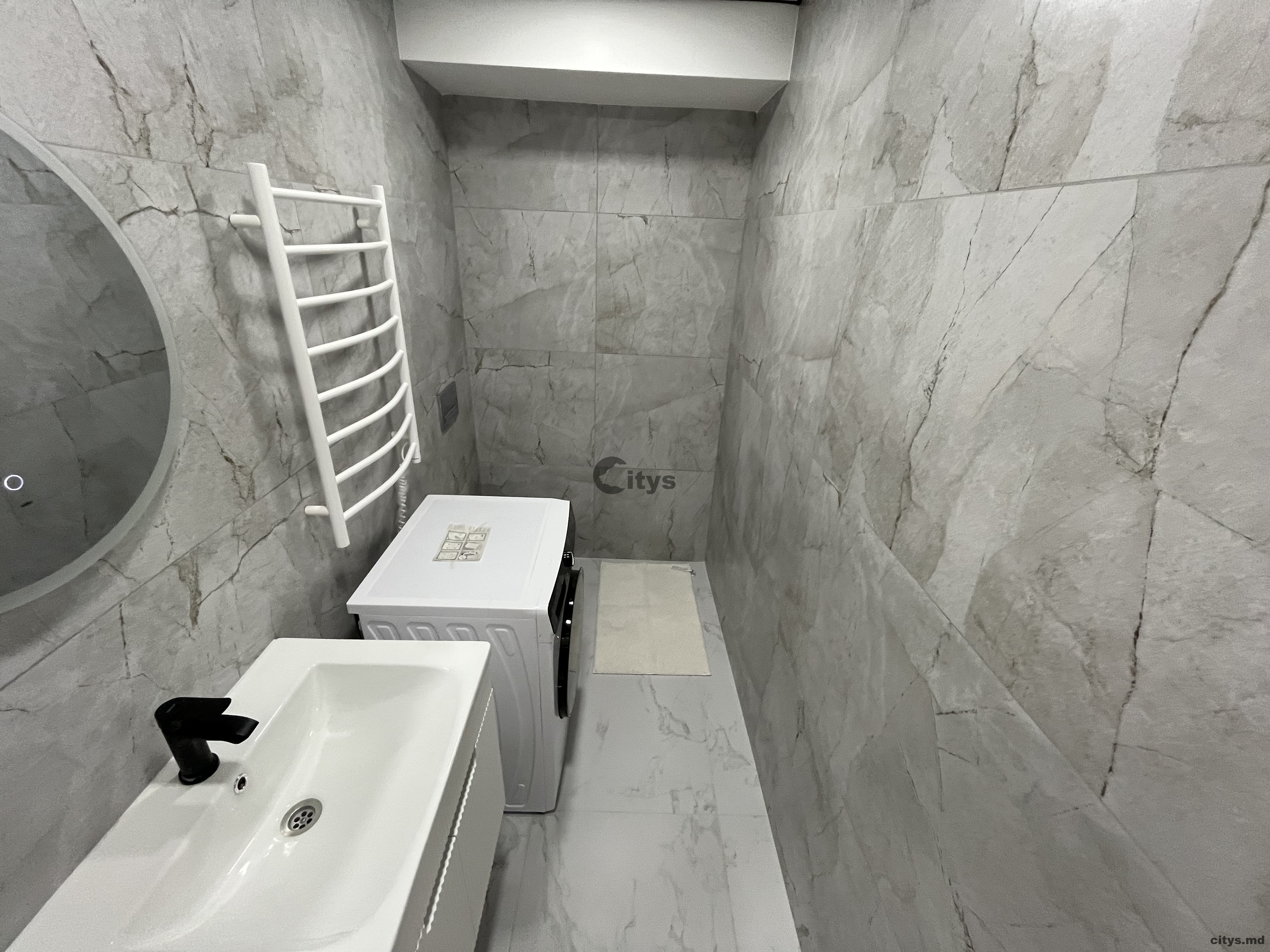 Apartament cu 4 camere, 105m², Buiucani, Calea Ieșilor photo 13 - citys.md Apartament cu 4 camere, 105m², Buiucani, Calea Ieșilor photo 12