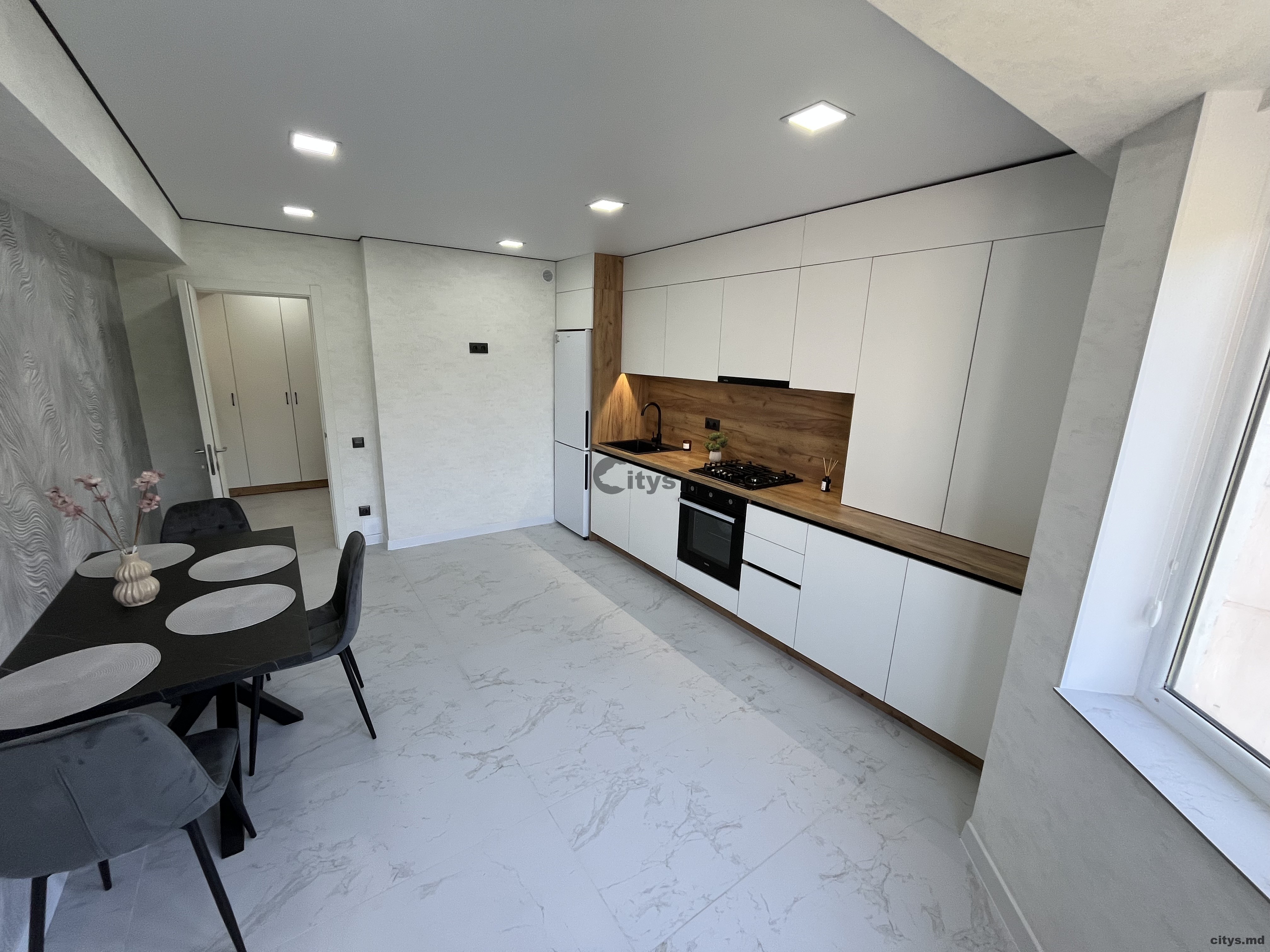 Apartament cu 4 camere, 105m², Buiucani, Calea Ieșilor photo 2 - citys.md Apartament cu 4 camere, 105m², Buiucani, Calea Ieșilor photo 1