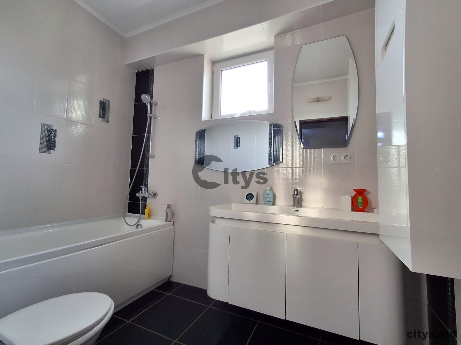 chirie-Apartament cu 2 camere, 75m², Calea Orheiului photo 18