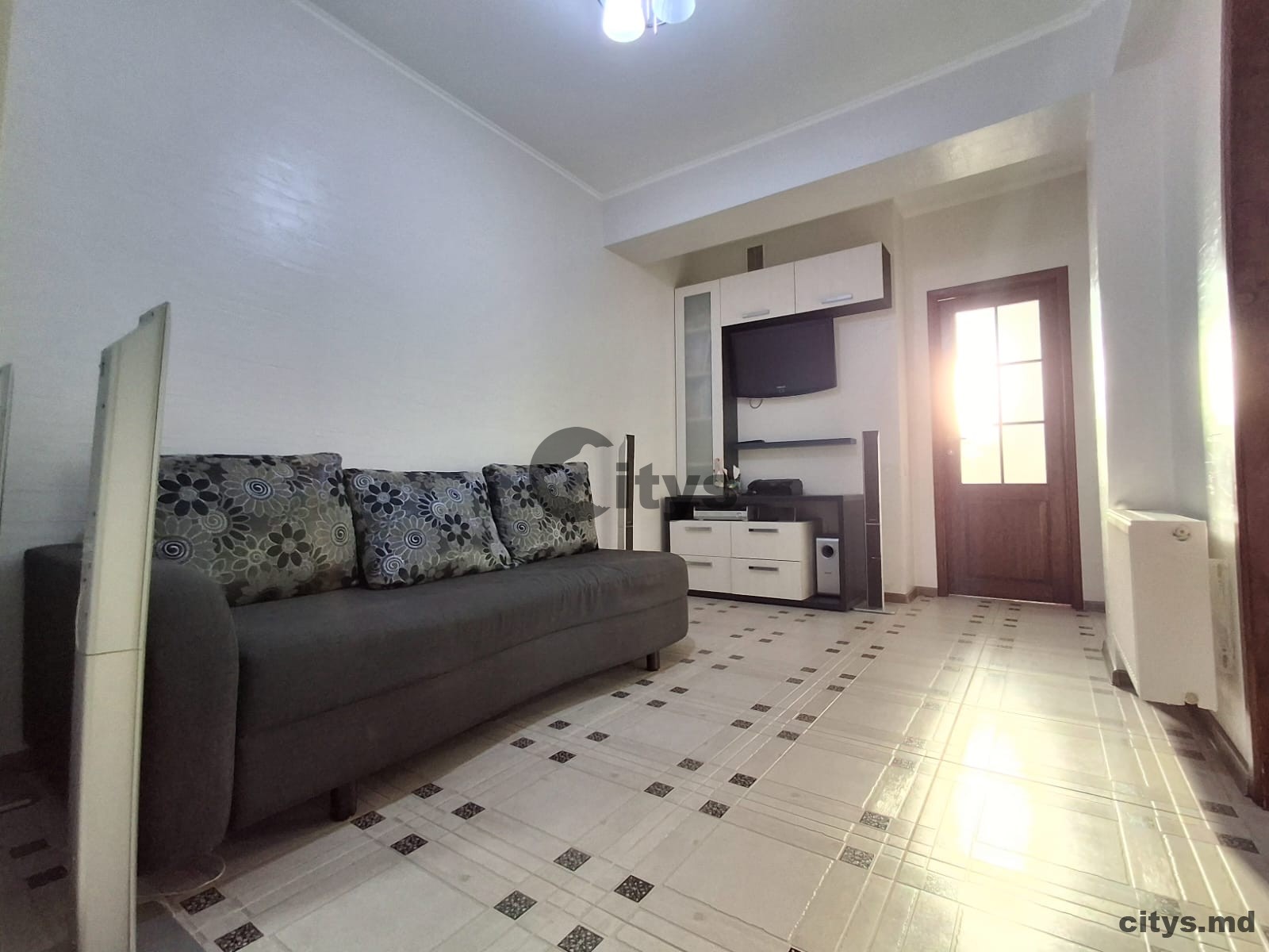 chirie-Apartament cu 2 camere, 75m², Calea Orheiului photo 2