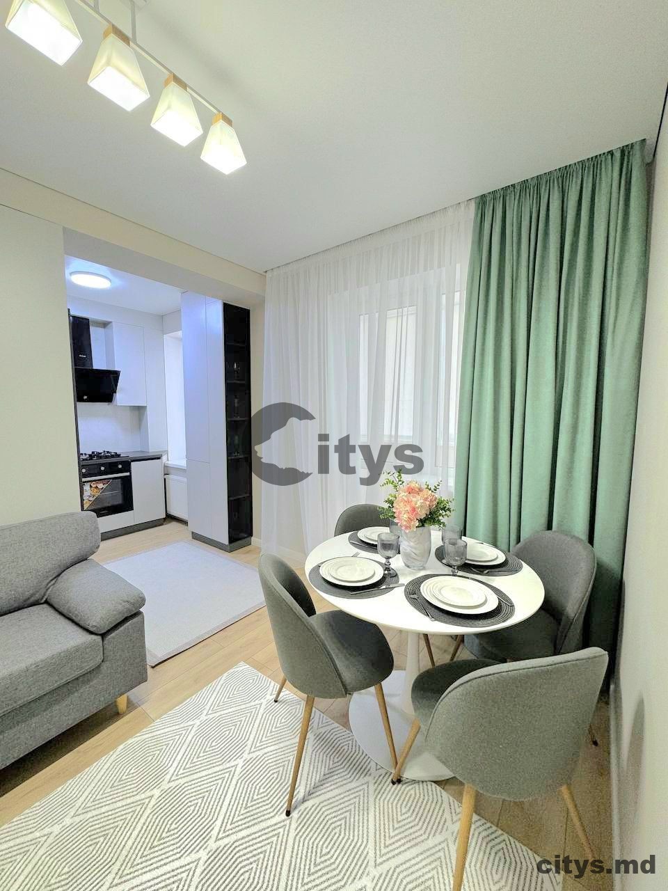 Apartament cu 2 camere, Ciocana 82m², bd. Mircea cel Batran photo 0