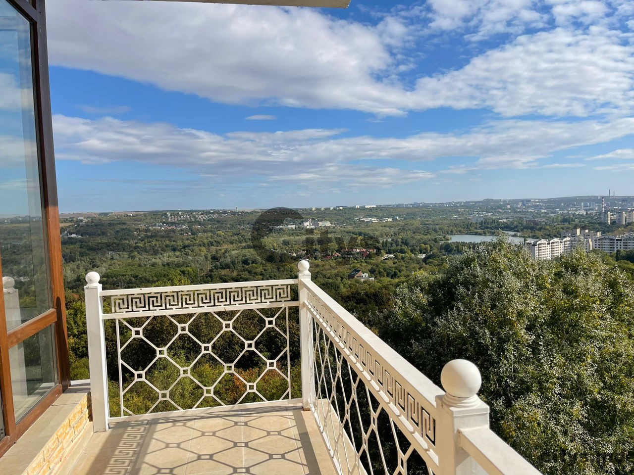 chirie-Apartament cu 3 camere, 110m², Liviu Deleanu photo 9