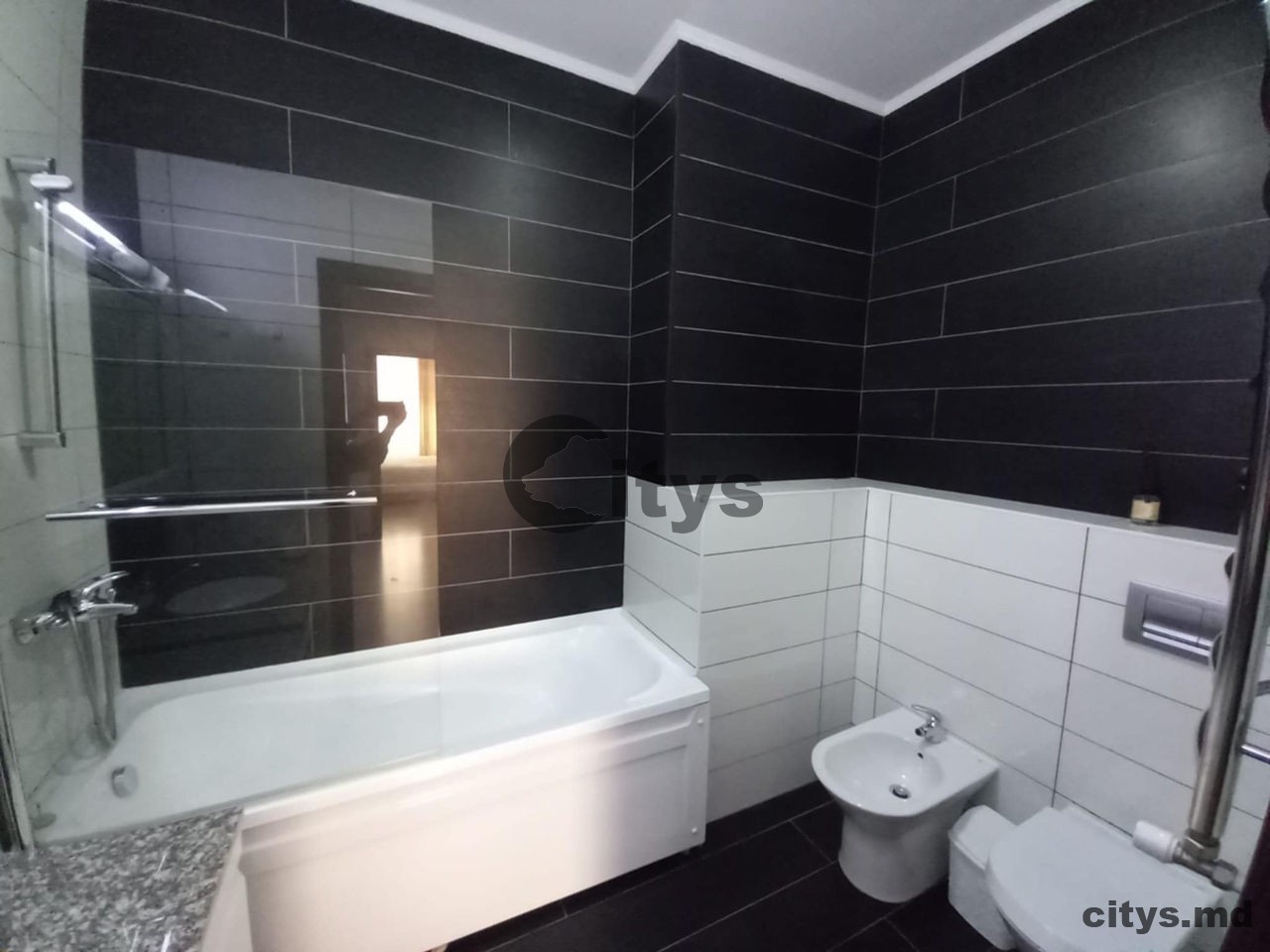 Apartament cu 2 camere, 85m², Chișinău, Botanica, bd. Decebal photo 11 - citys.md Apartament cu 2 camere, 85m², Chișinău, Botanica, bd. Decebal photo 10