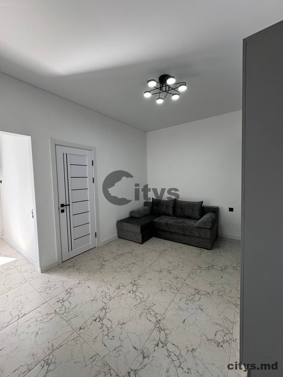Apartament cu 1 cameră, 37m², bd. Decebal photo 3
