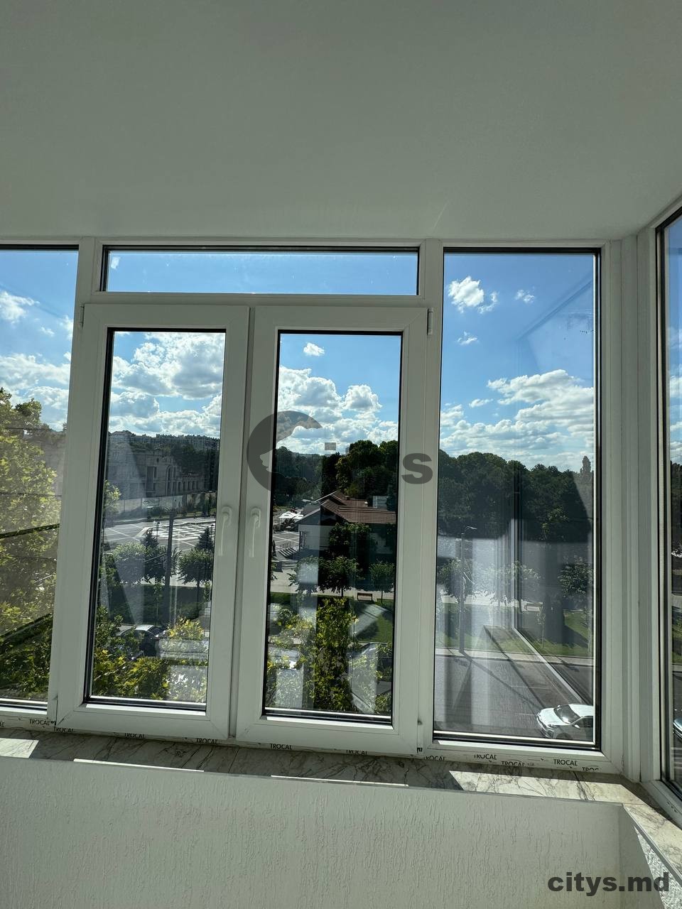 Apartament cu 1 cameră, 37m², bd. Decebal photo 2