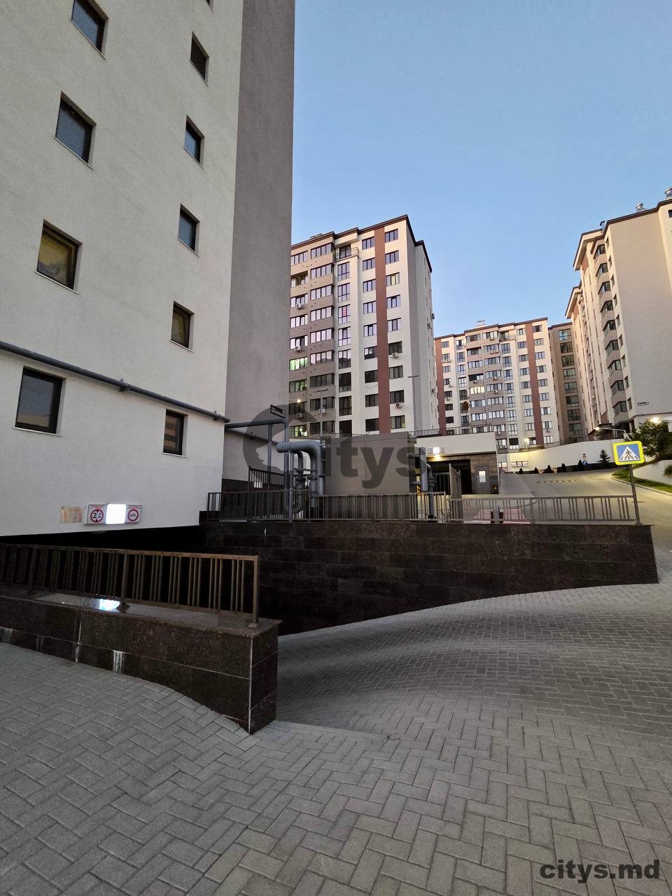 Apartament cu 3 camere, 77m², Buiucani, Ion Buzdugan photo 16 - citys.md Apartament cu 3 camere, 77m², Buiucani, Ion Buzdugan photo 15