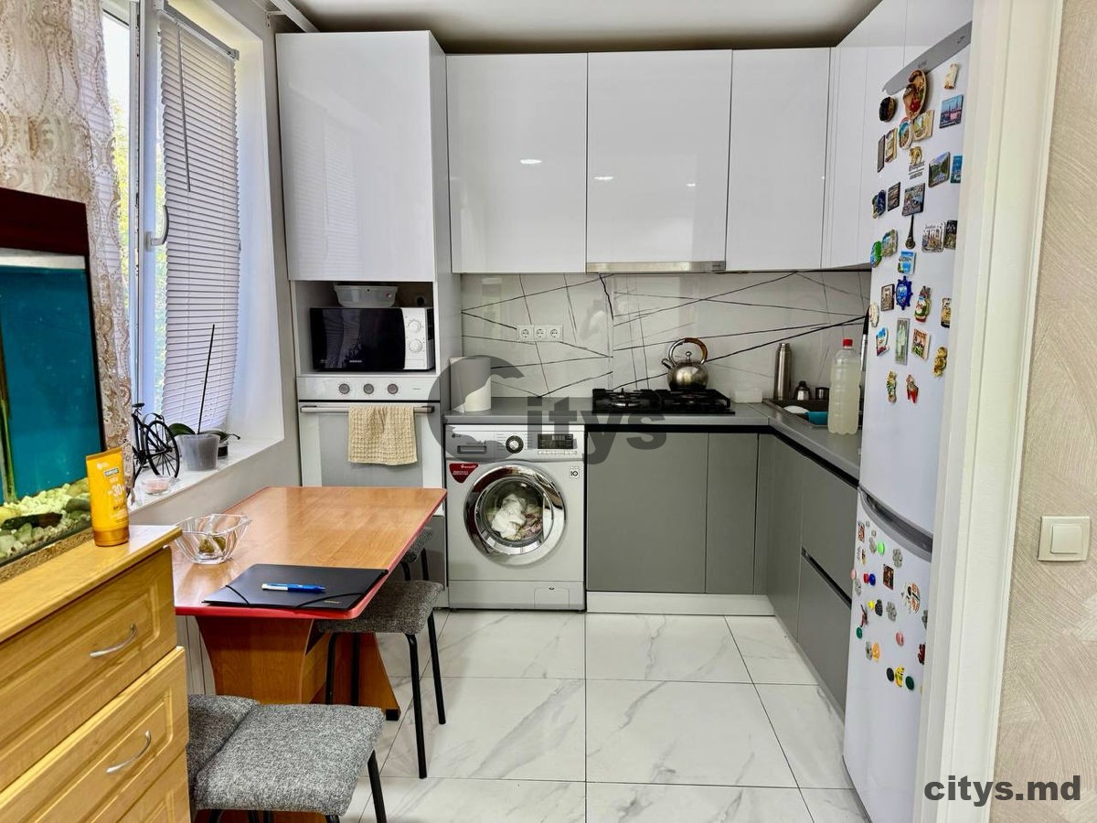 Apartament cu 2 camere, 64m², Riscani, bd. Moscovei photo 5 - citys.md Apartament cu 2 camere, 64m², Riscani, bd. Moscovei photo 4