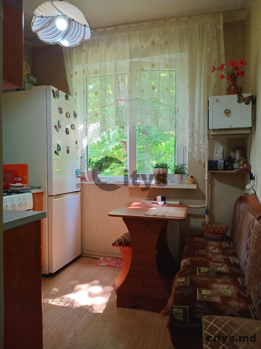 Apartament cu 2 camere, 45m², Botanica,str. Trandafirilor photo 3 - citys.md Apartament cu 2 camere, 45m², Botanica,str. Trandafirilor photo 2