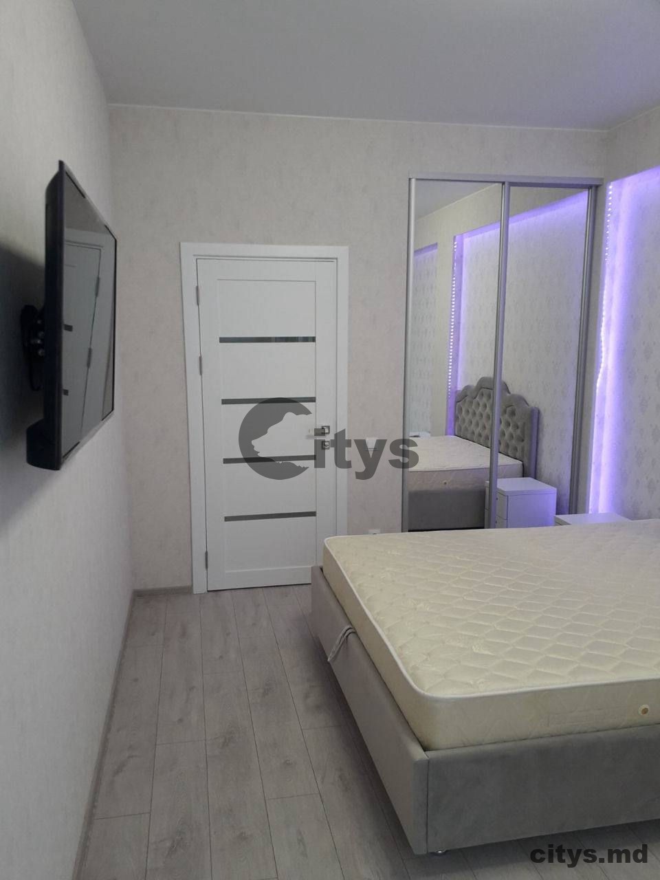 chirie-Apartament cu 1 cameră, Centru 48m², str. Avram Iancu photo 2 - citys.md chirie-Apartament cu 1 cameră, Centru 48m², str. Avram Iancu photo 1