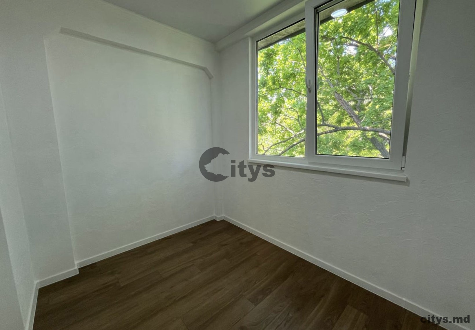 Se vinde-Apartament cu 2 camere, 56m², Rîșcani,Miron Costin photo 5 - citys.md Se vinde-Apartament cu 2 camere, 56m², Rîșcani,Miron Costin photo 4