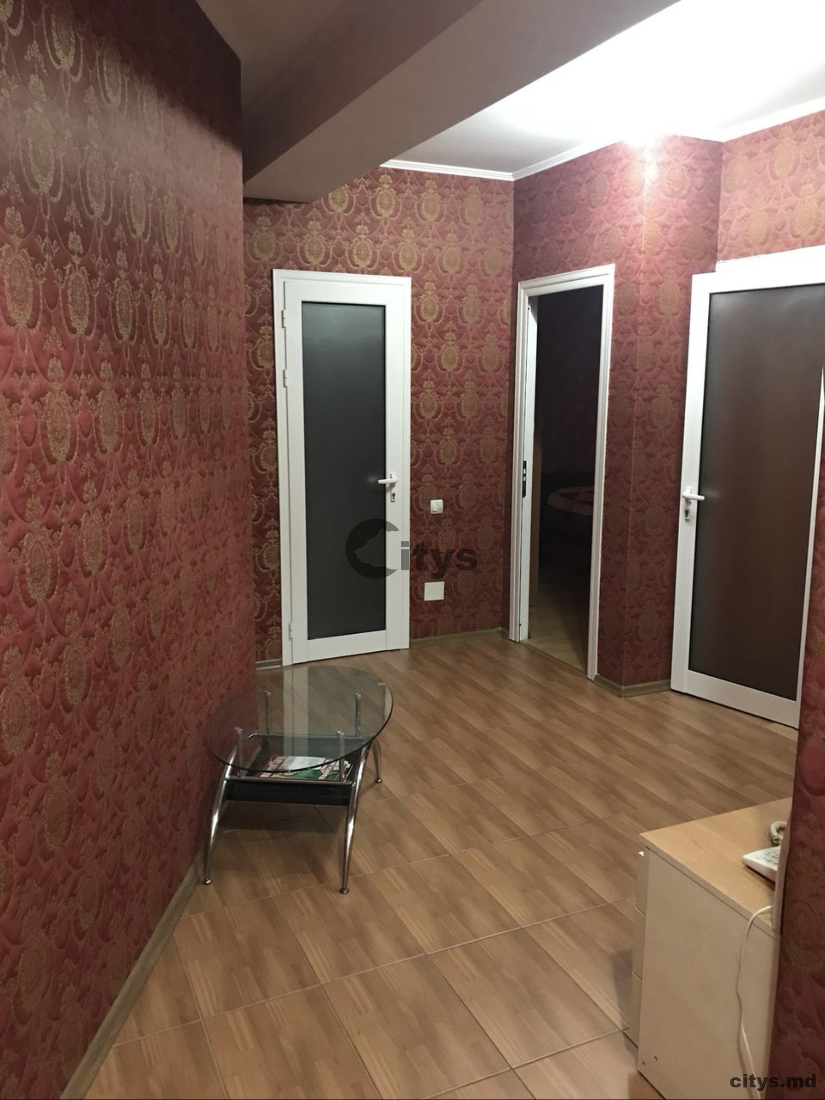 Chirie-Apartament cu 1 cameră, 50m², Centru,Vasile Docuceaev photo 1 - citys.md Chirie-Apartament cu 1 cameră, 50m², Centru,Vasile Docuceaev photo 0