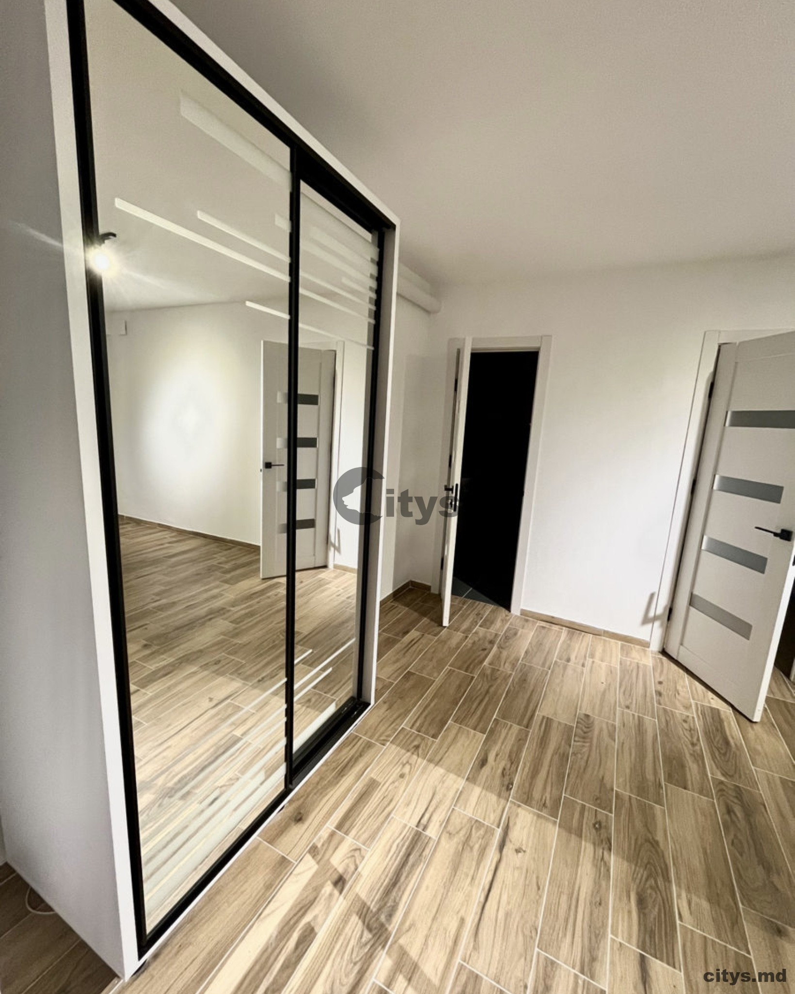 Chirie-Apartament cu 1 cameră, 40m²,Telecentru, Sprîncenoaia photo 0