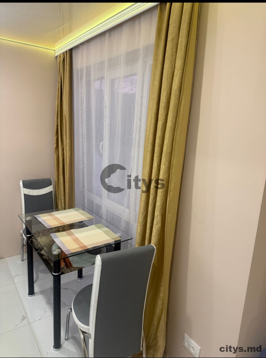 Chirie-Apartament cu 1 cameră, 50m², str.Mihail Kogalniceanu photo 4 - citys.md Chirie-Apartament cu 1 cameră, 50m², str.Mihail Kogalniceanu photo 3