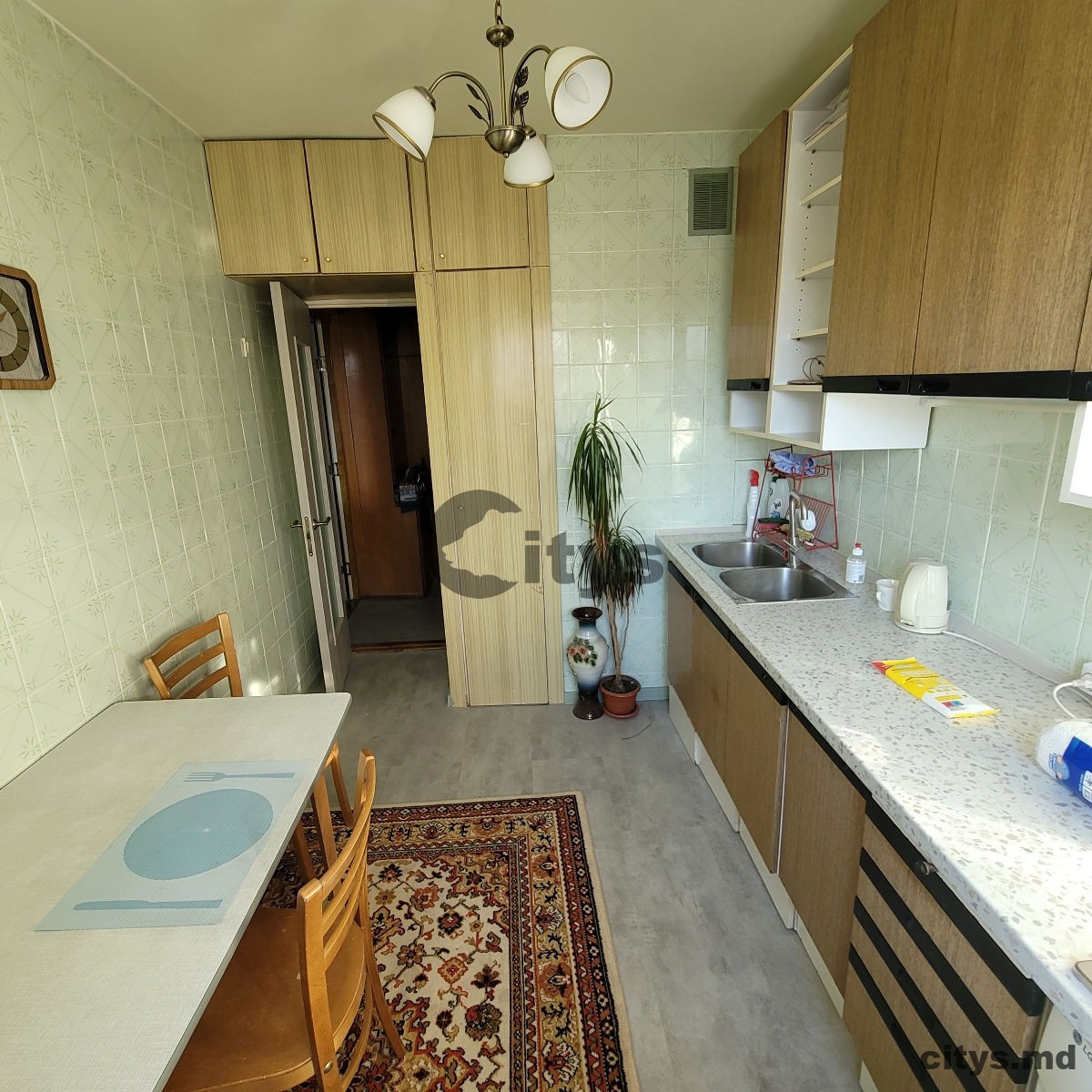 Chirie-Apartament cu 2 camere, 47m², Buiucani.bd. Alba-Iulia photo 7 - citys.md Chirie-Apartament cu 2 camere, 47m², Buiucani.bd. Alba-Iulia photo 6