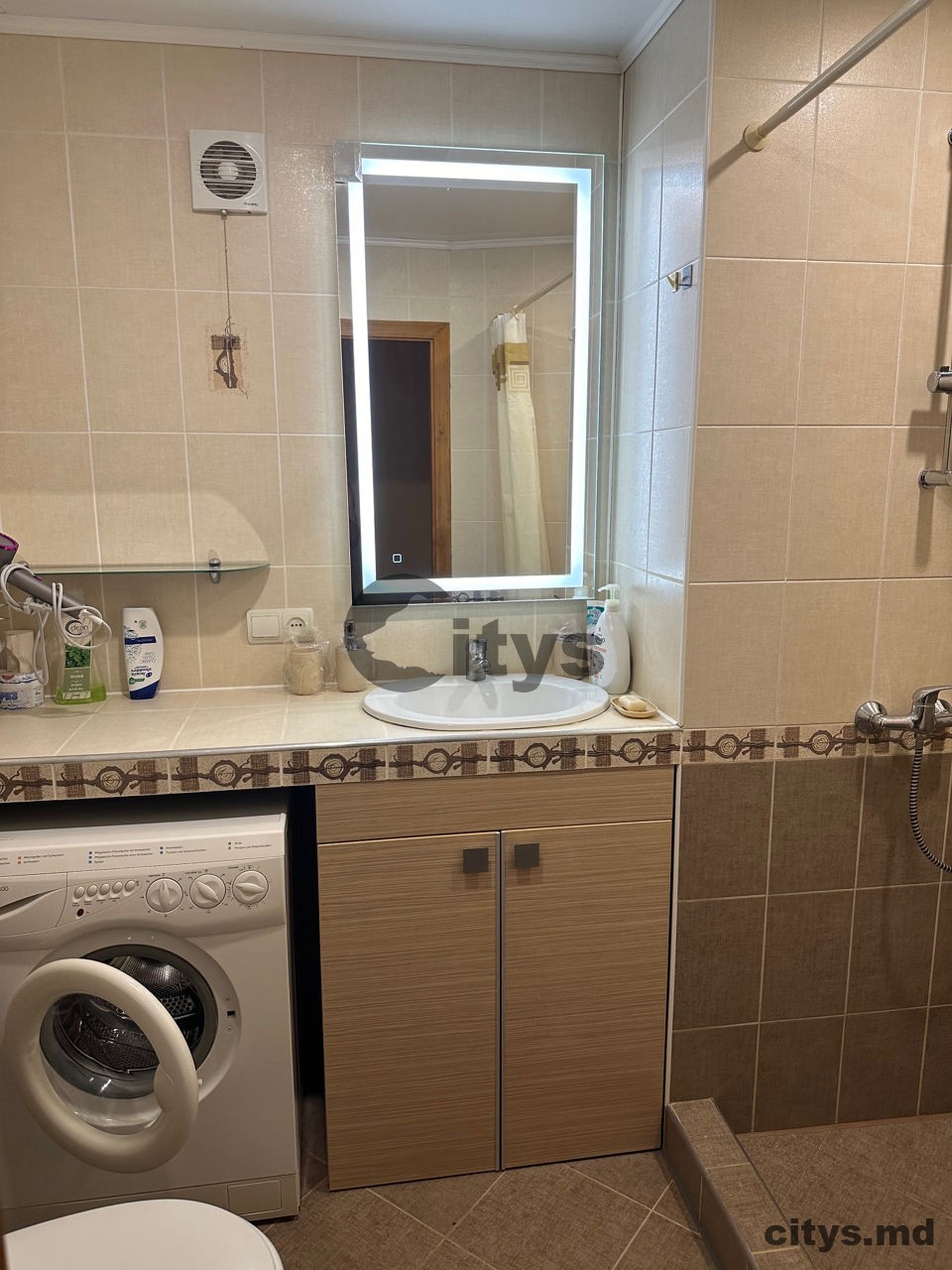 Apartament cu 3 camere, 62m², Botanica.str. Nikolai Zelinski photo 10 - citys.md Apartament cu 3 camere, 62m², Botanica.str. Nikolai Zelinski photo 9