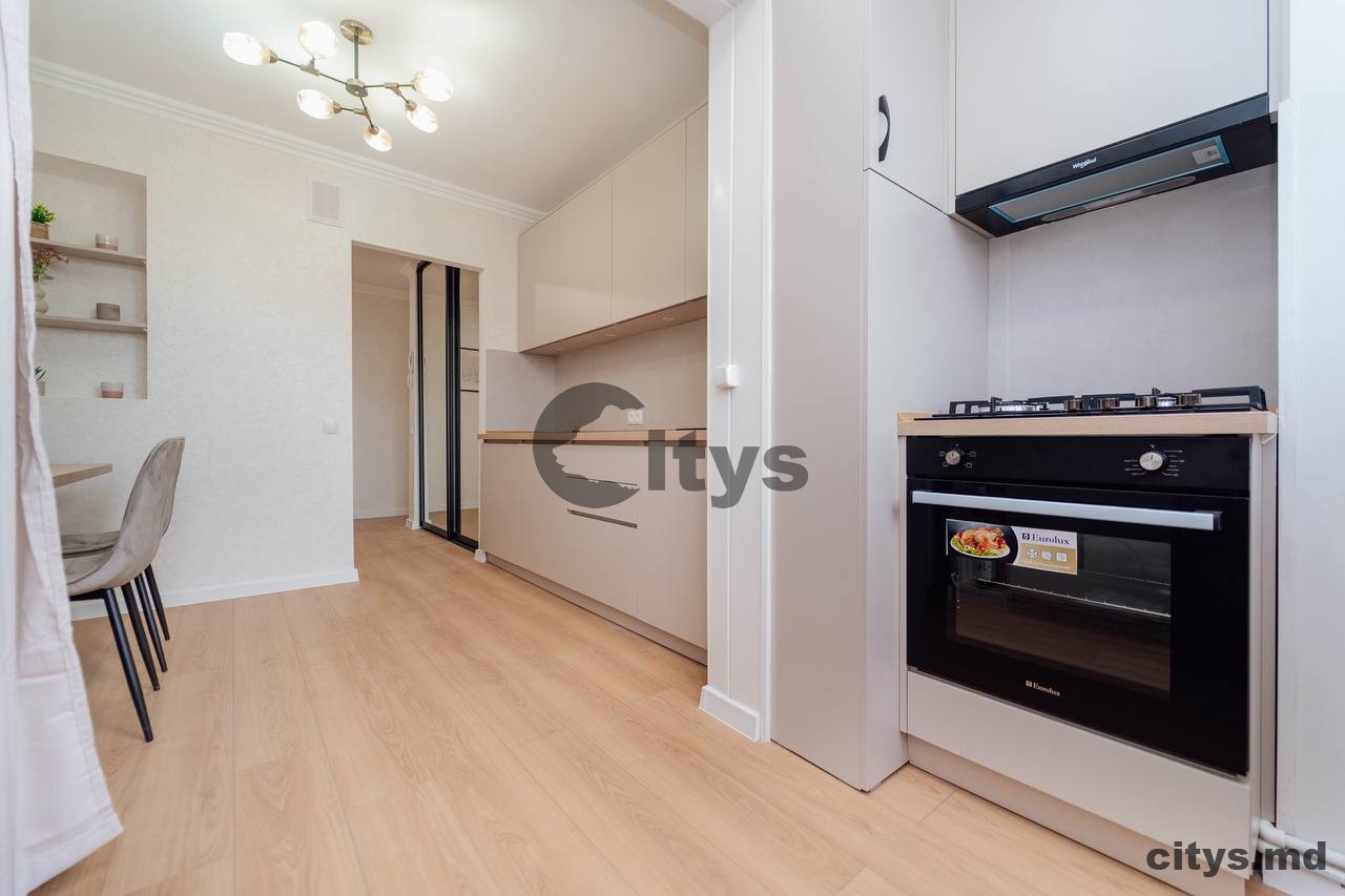 Apartament cu 3 camere, 70m², Buucani, Onifisor Ghibu photo 1