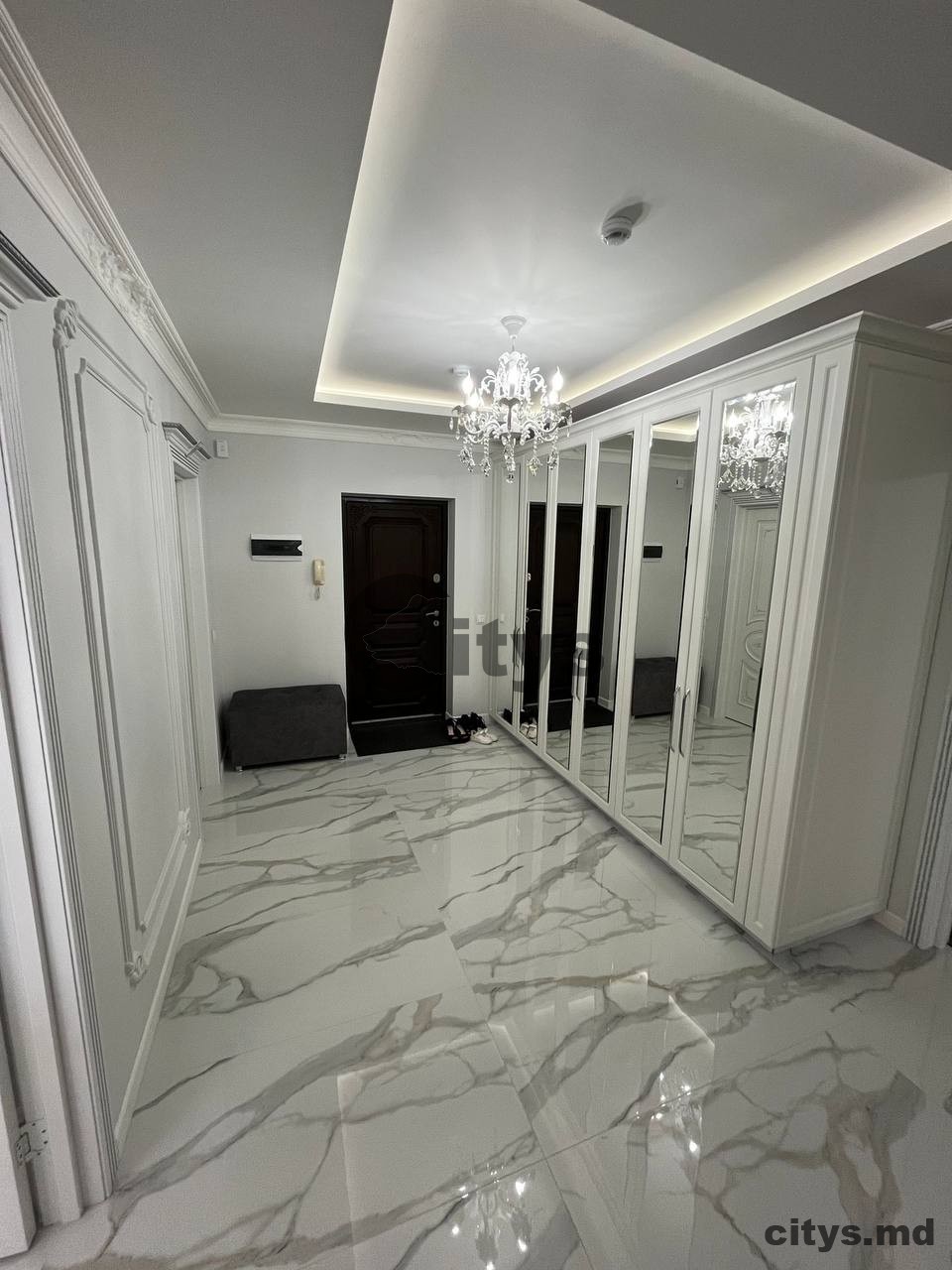 chirie-Apartament cu 2 camere, Centru 87m², str. Alexandr Pușkin photo 5