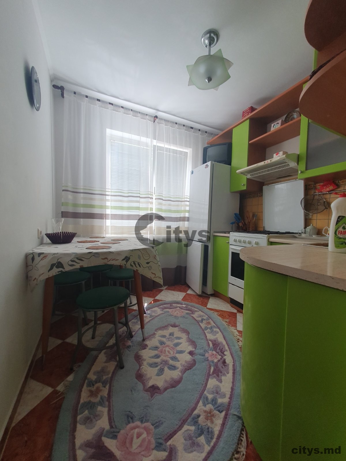 Chirie-Apartament cu 2 camere, 55m², Buucani,Алба Юлия photo 1 - citys.md Chirie-Apartament cu 2 camere, 55m², Buucani,Алба Юлия photo 0