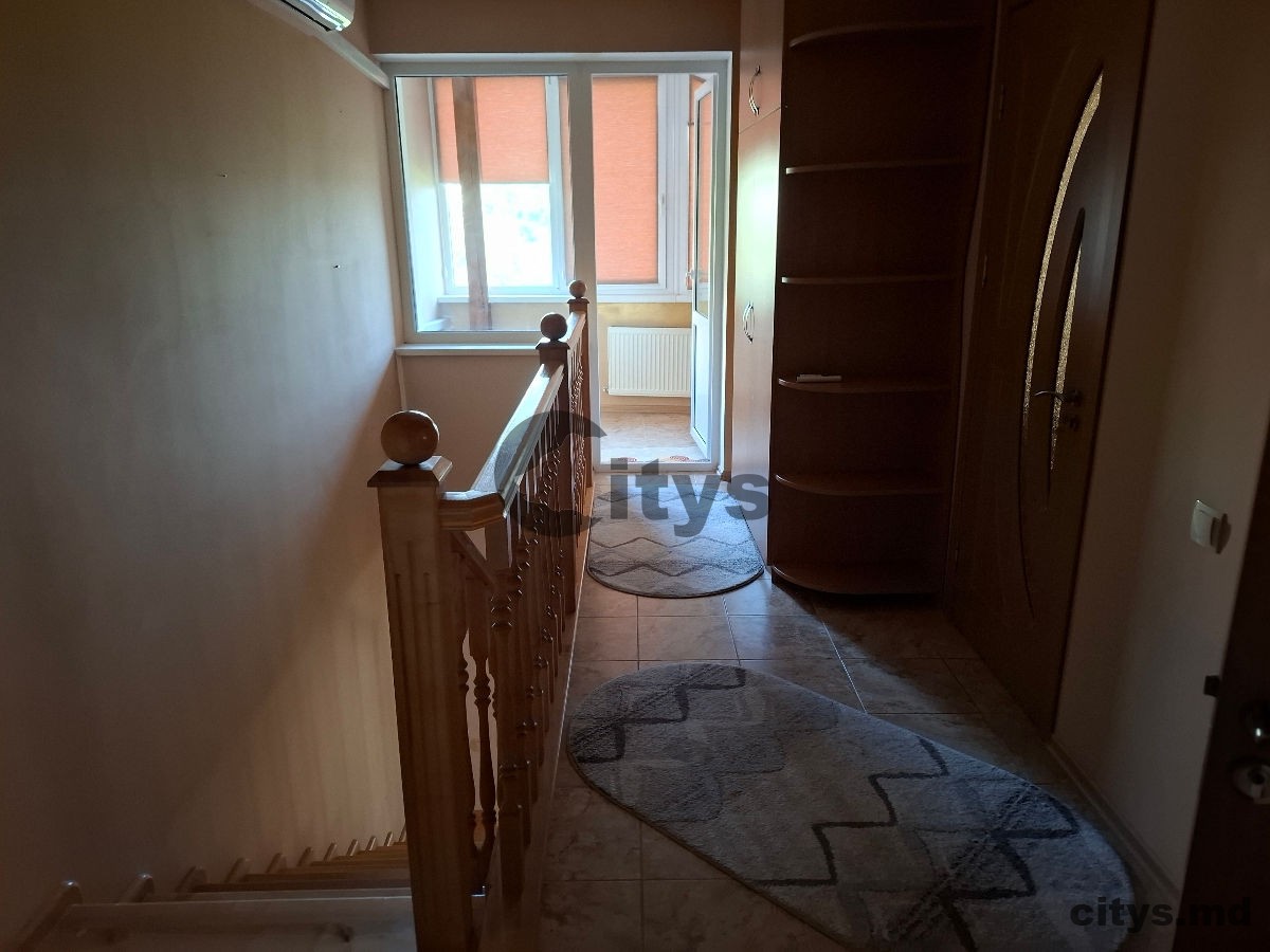 Apartament cu 2 camere, 100m², Buiucani, Codrilor photo 2 - citys.md Apartament cu 2 camere, 100m², Buiucani, Codrilor photo 1