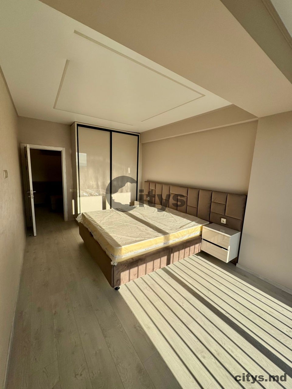 chirie-Apartament cu 2 camere, 84m², Матеи Басараб photo 2