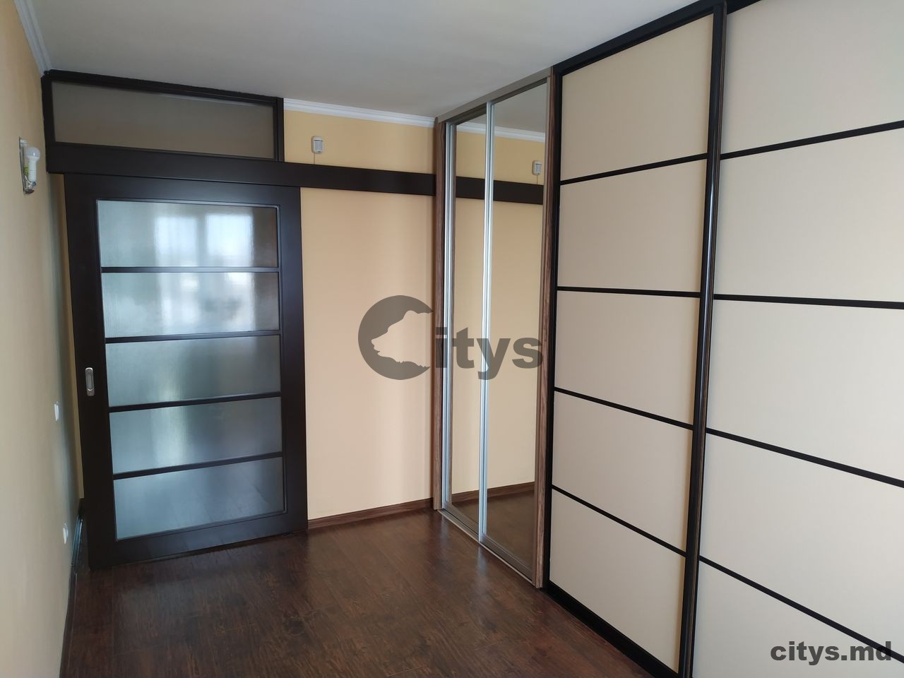 chirie-Apartament cu 3 camere, Botanica 80m², str. Plaiului photo 5 - citys.md chirie-Apartament cu 3 camere, Botanica 80m², str. Plaiului photo 4