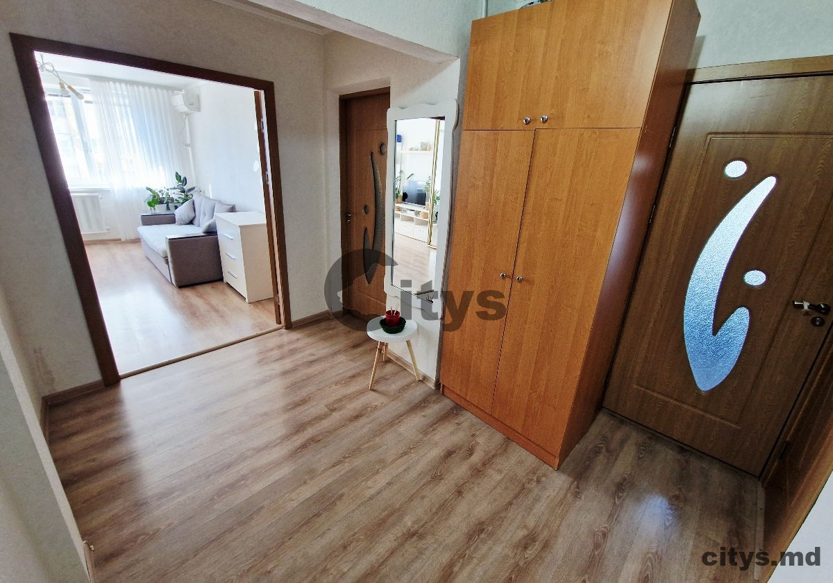 Apartament cu 2 camere, Riscani 55m², bd. Moscova photo 6