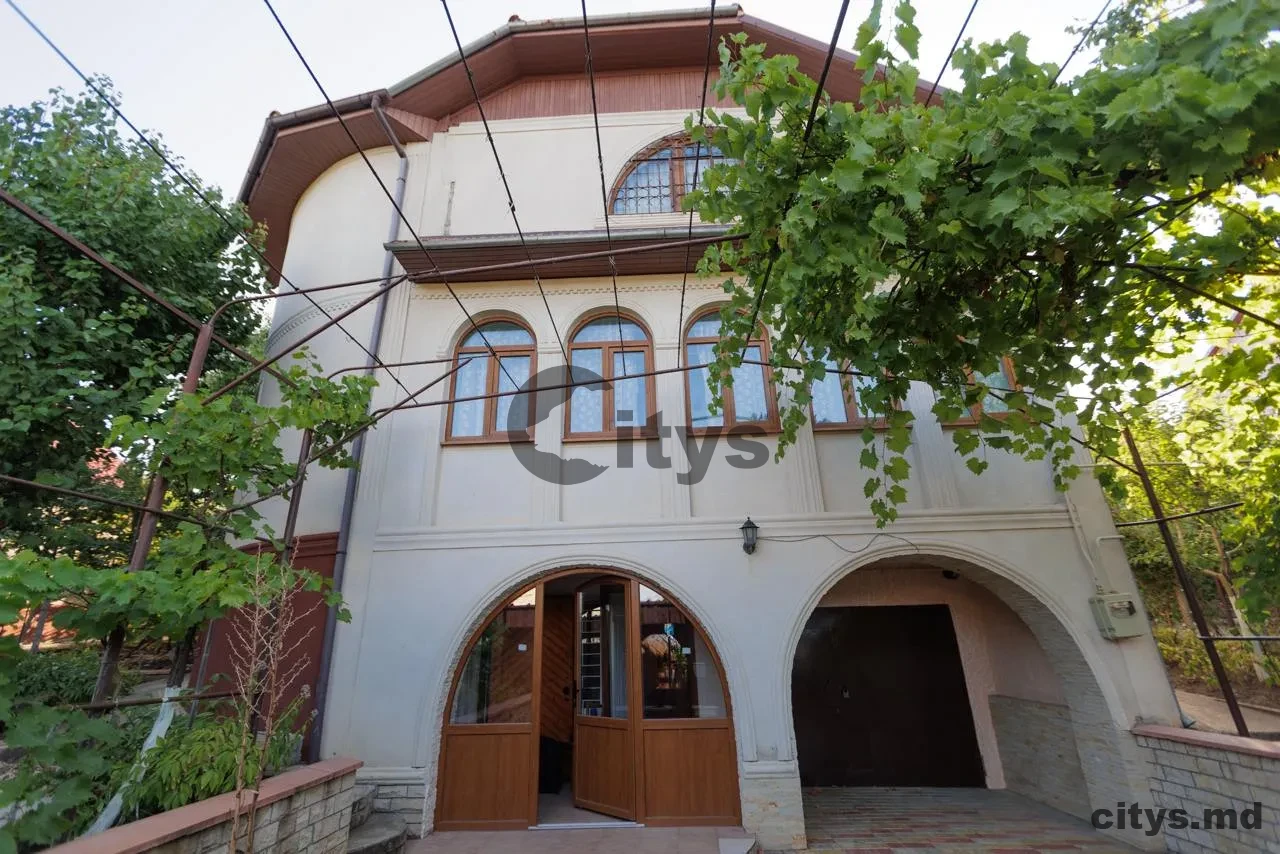 Vilă cu 3 nivele, 170m², Criuleni, IP ,,Astra* photo 0