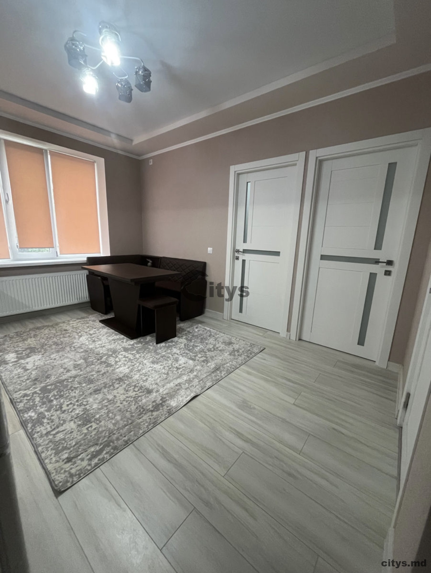 Se vinde-Apartament cu 2 camere, 40m², Buiucani,Tudor Vladimirescu photo 3 - citys.md Se vinde-Apartament cu 2 camere, 40m², Buiucani,Tudor Vladimirescu photo 2