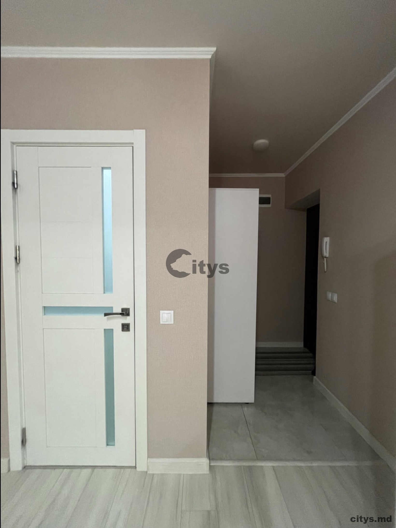 Se vinde-Apartament cu 2 camere, 40m², Buiucani,Tudor Vladimirescu photo 8 - citys.md Se vinde-Apartament cu 2 camere, 40m², Buiucani,Tudor Vladimirescu photo 7