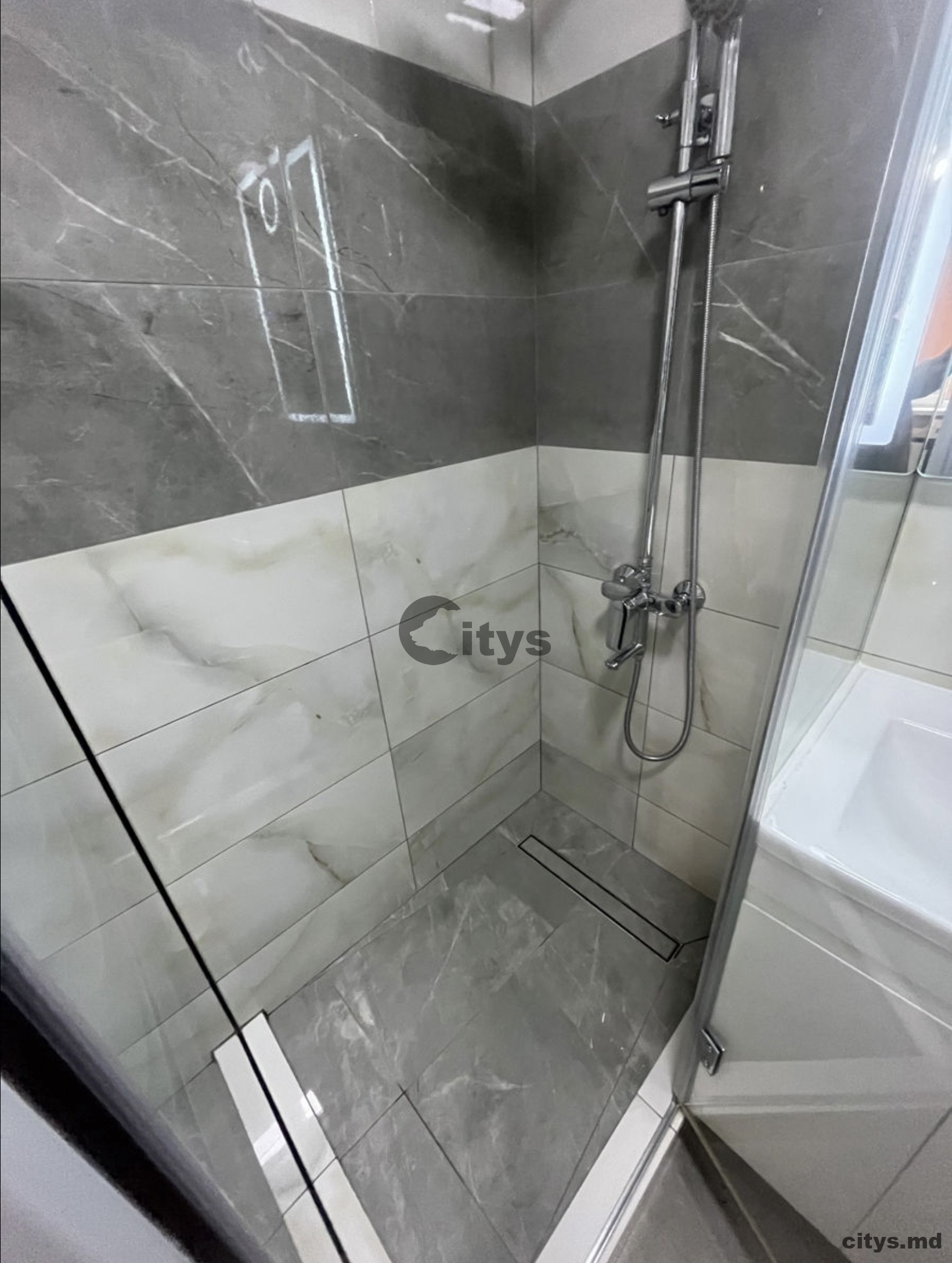 Se vinde-Apartament cu 2 camere, 40m², Buiucani,Tudor Vladimirescu photo 9 - citys.md Se vinde-Apartament cu 2 camere, 40m², Buiucani,Tudor Vladimirescu photo 8