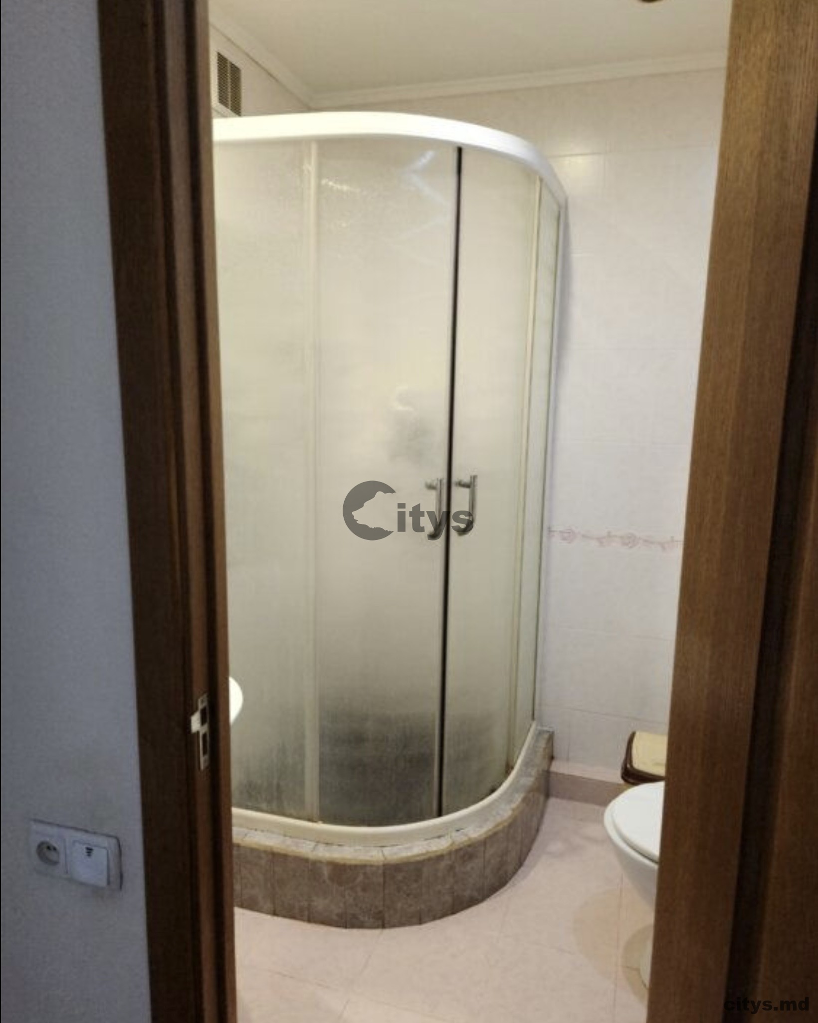 Chirie-Apartament cu 1 cameră, 45m², Buiucani,Nicolai Costin photo 4 - citys.md Chirie-Apartament cu 1 cameră, 45m², Buiucani,Nicolai Costin photo 3