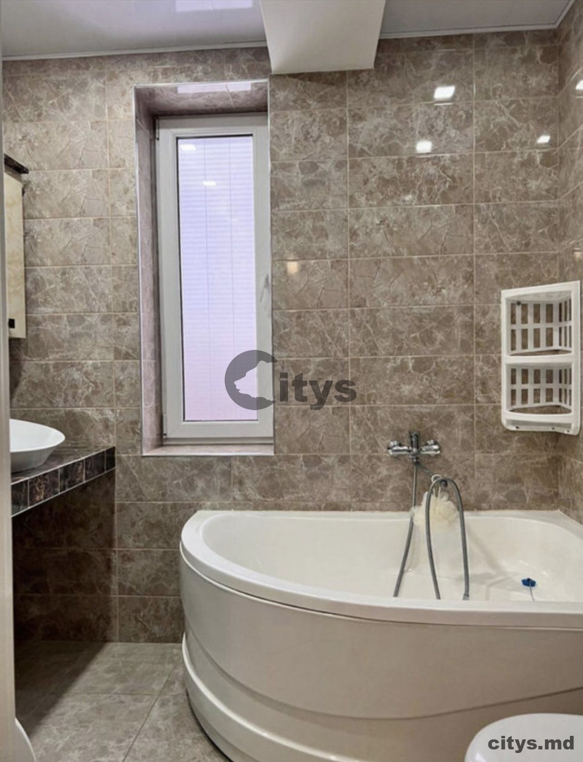 Chirie-Apartament cu 1 cameră, 50m²,Buiucani, Алба-Юлия photo 6