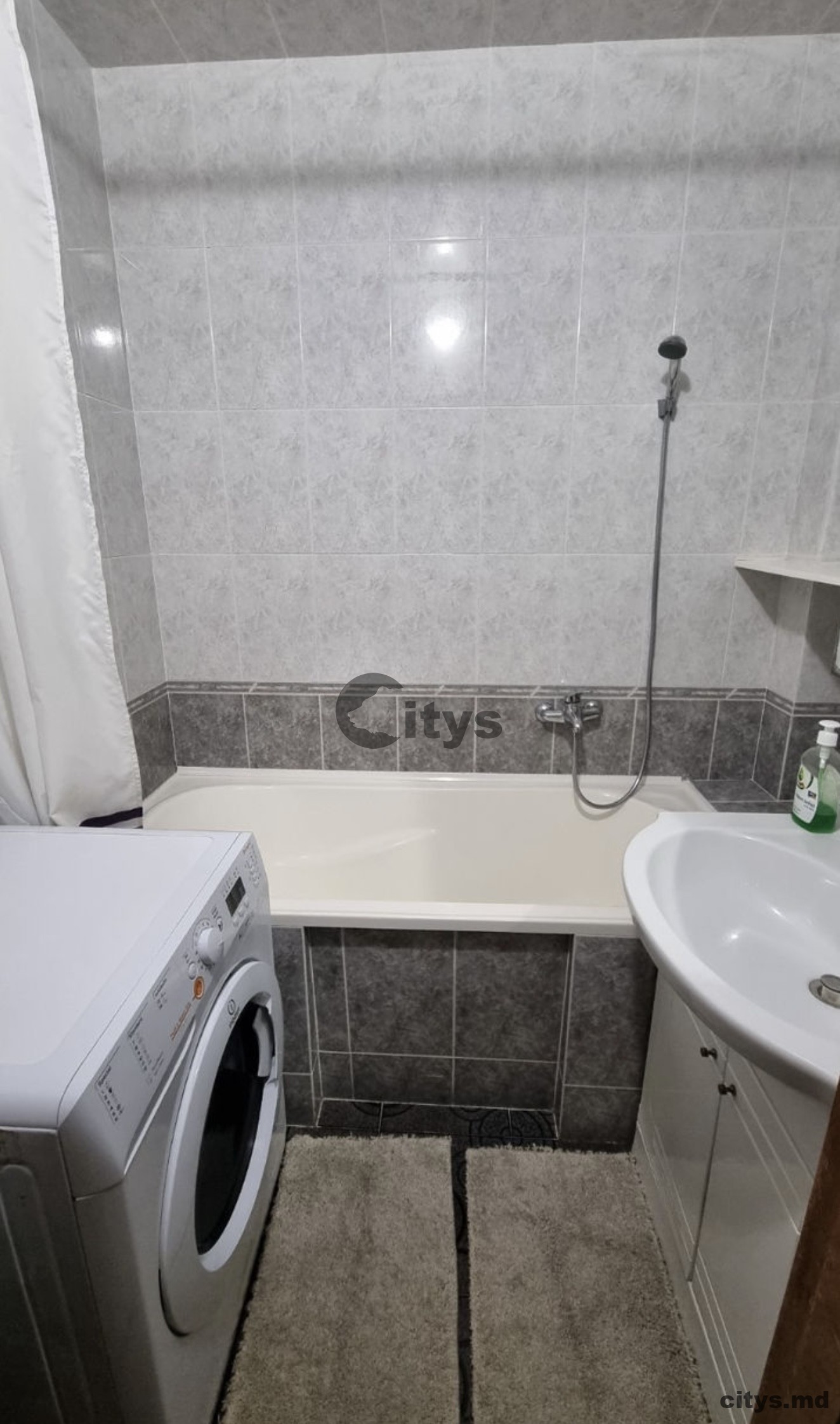 Chirie-Apartament cu 3 camere, 70m², Botanica,Cuza Vodă photo 6 - citys.md Chirie-Apartament cu 3 camere, 70m², Botanica,Cuza Vodă photo 5