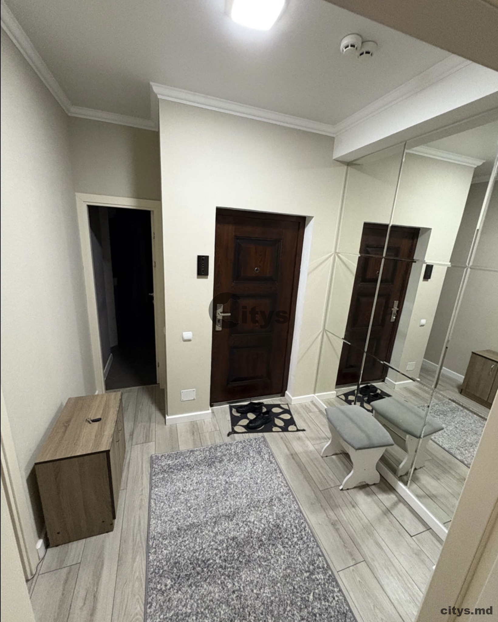 Chirie-Apartament cu 1 cameră, 48m², Centru,Nicolae Testemițanu photo 4 - citys.md Chirie-Apartament cu 1 cameră, 48m², Centru,Nicolae Testemițanu photo 3