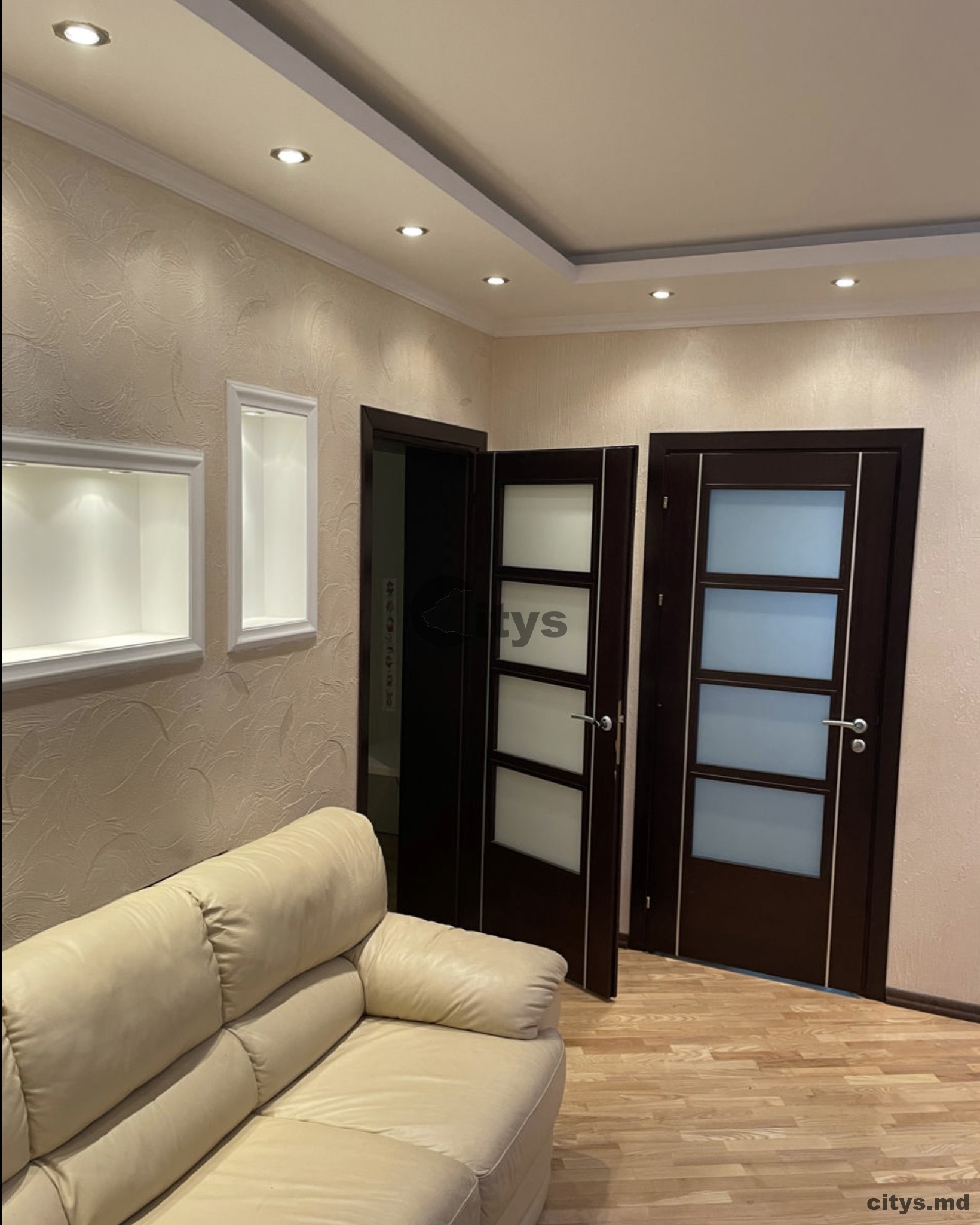 Chirie-Apartament cu 2 camere, 80m²,Botanica, Grenoble photo 2 - citys.md Chirie-Apartament cu 2 camere, 80m²,Botanica, Grenoble photo 1