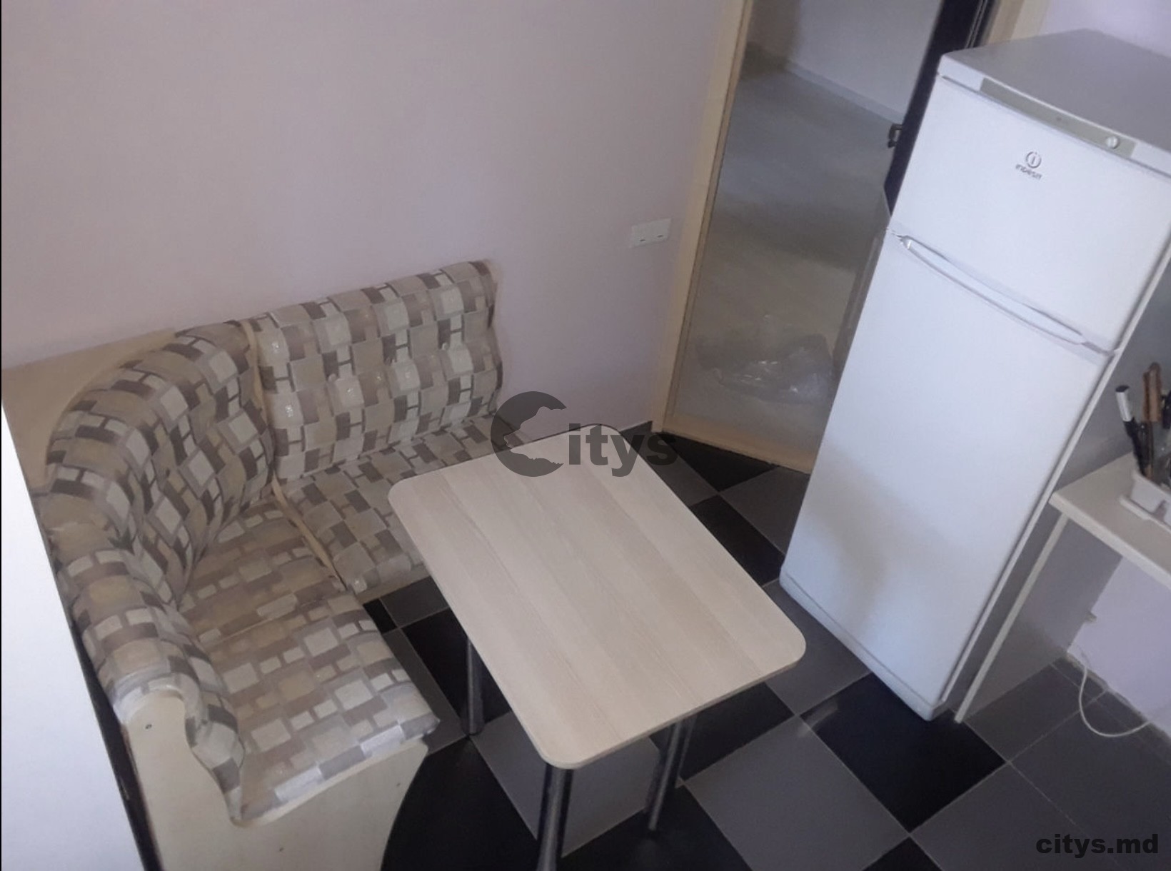 Chirie-Apartament cu 1 cameră, 35m², Centru,Constantin Negruzzi photo 3 - citys.md Chirie-Apartament cu 1 cameră, 35m², Centru,Constantin Negruzzi photo 2