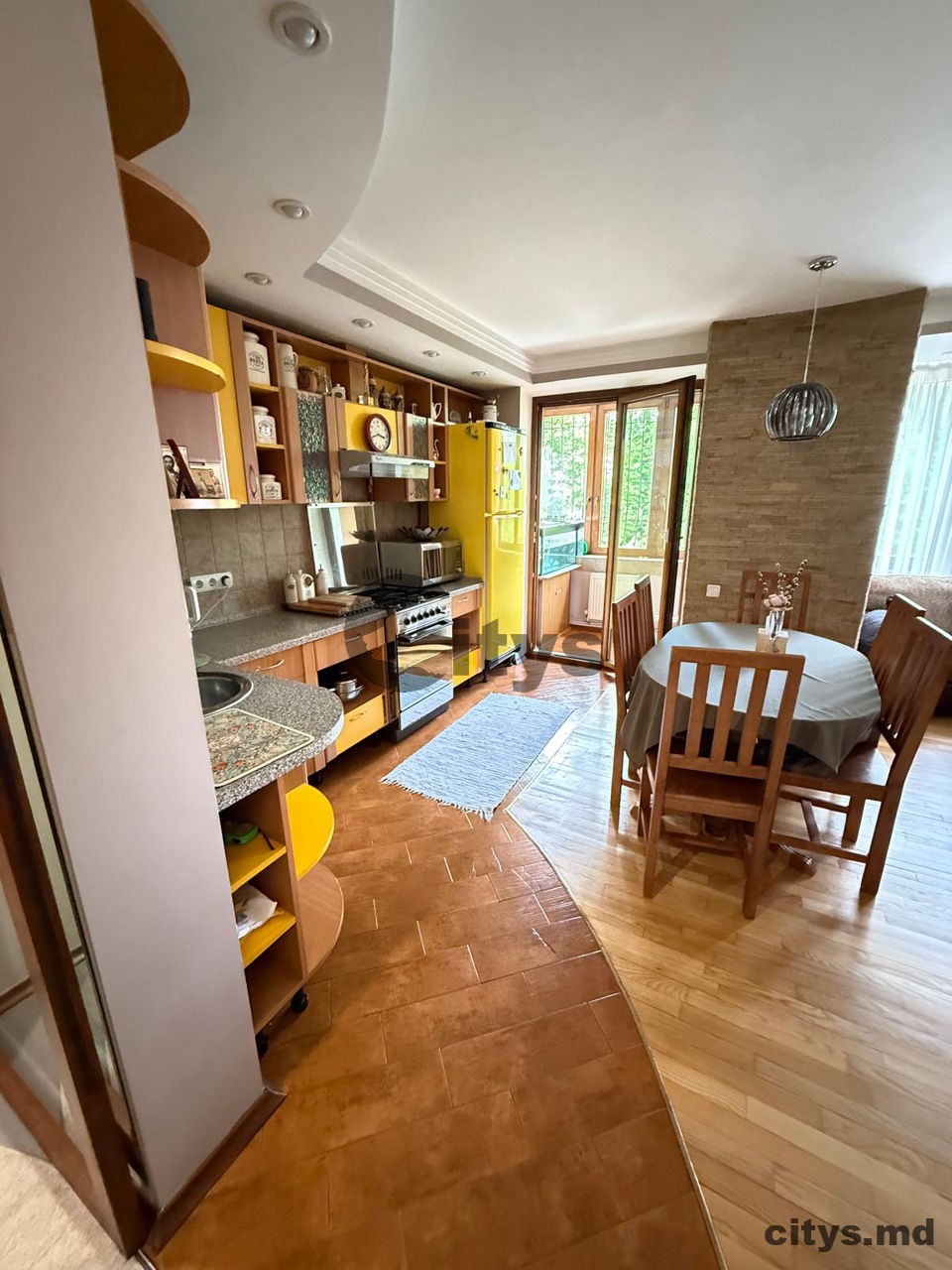 3-х комнатная квартира, 70м², Кишинёв, Центр, str. Grădinilor photo 3 - citys.md 3-х комнатная квартира, 70м², Кишинёв, Центр, str. Grădinilor photo 2