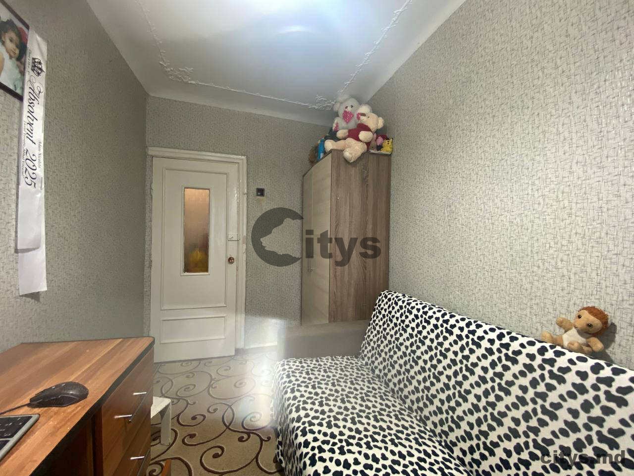 Apartament cu 2 camere, 41m², Lamonosov photo 3