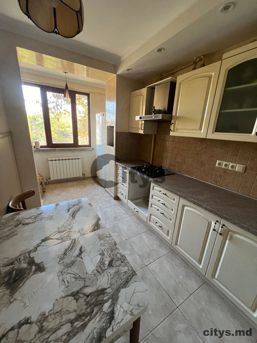 Chirie-Apartament cu 2 camere, Botanica, 55m², bd. Traian photo 2 - citys.md Chirie-Apartament cu 2 camere, Botanica, 55m², bd. Traian photo 1