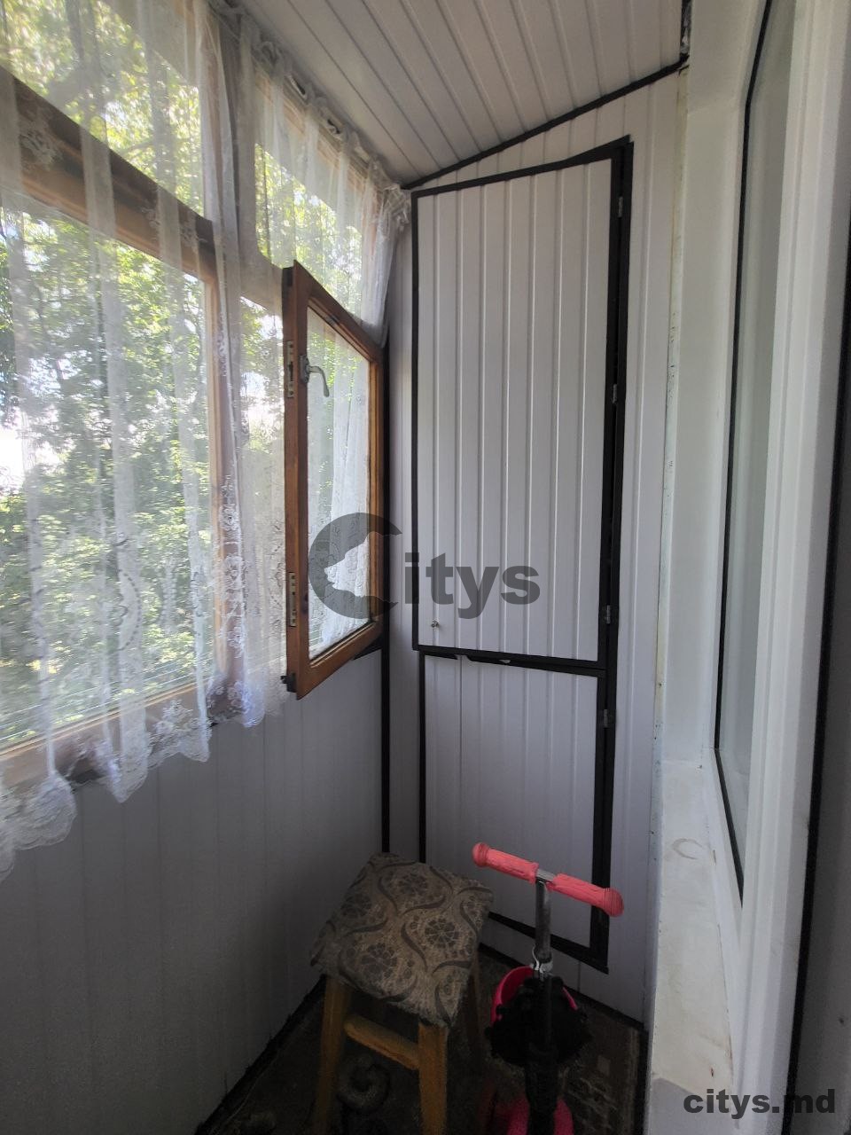 Apartament cu 3 camere, 60m², str.Zelinski photo 11 - citys.md Apartament cu 3 camere, 60m², str.Zelinski photo 10