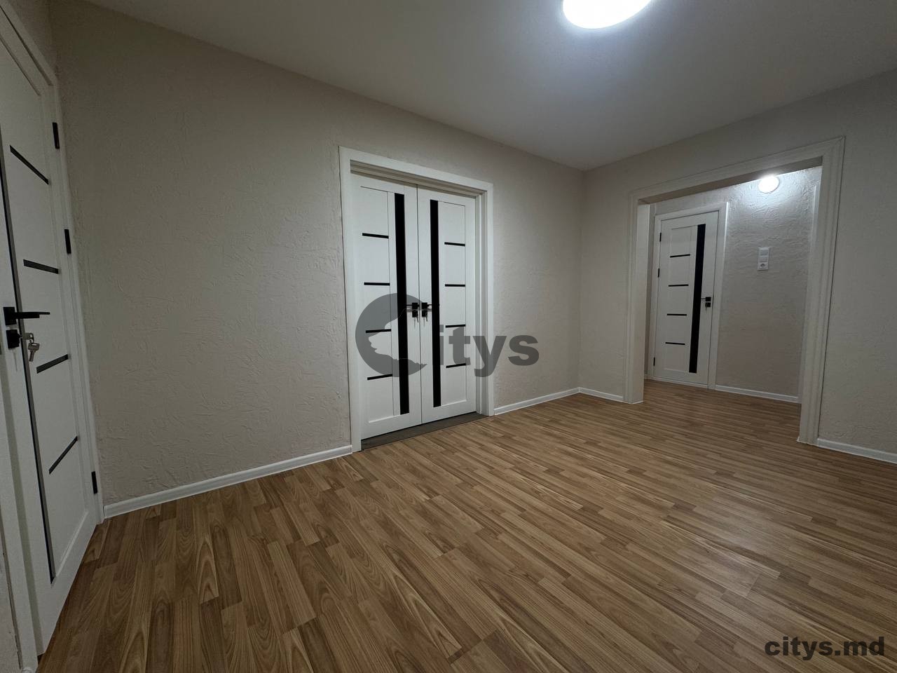Apartament cu 3 camere, 72m², Riscnani, Тудор Владимиреску photo 1 - citys.md Apartament cu 3 camere, 72m², Riscnani, Тудор Владимиреску photo 0