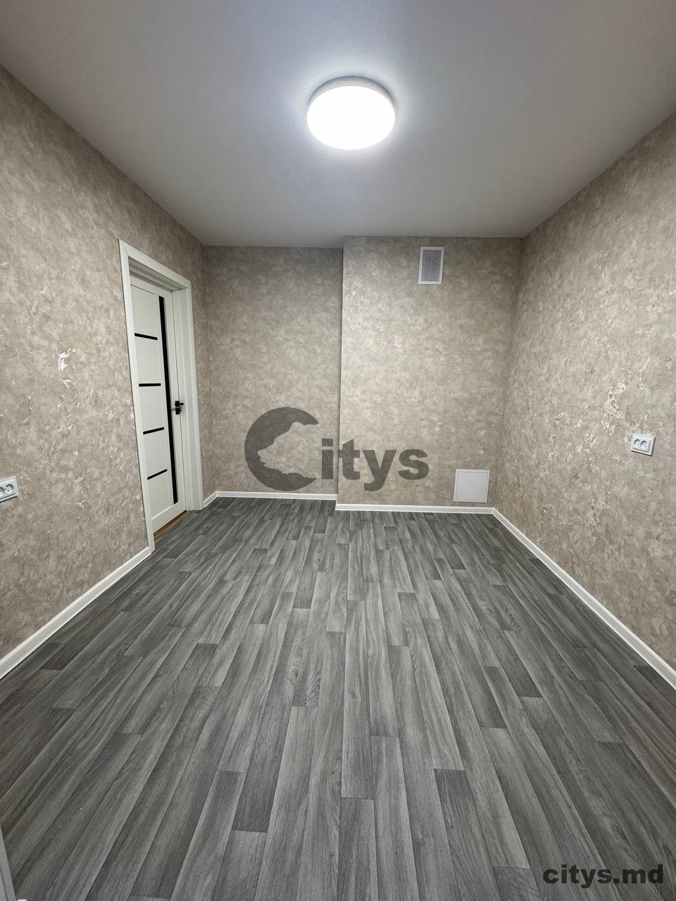 Apartament cu 3 camere, 72m², Riscnani, Тудор Владимиреску photo 8 - citys.md Apartament cu 3 camere, 72m², Riscnani, Тудор Владимиреску photo 7