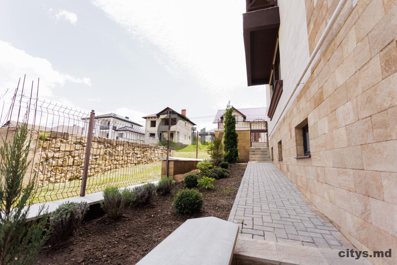 Apartament cu 2 camere, 115m², M.Viteazul photo 4