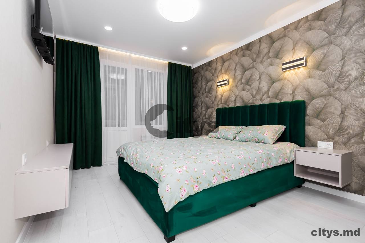 Apartament cu 3 camere, 66m², Cuza Voda photo 2