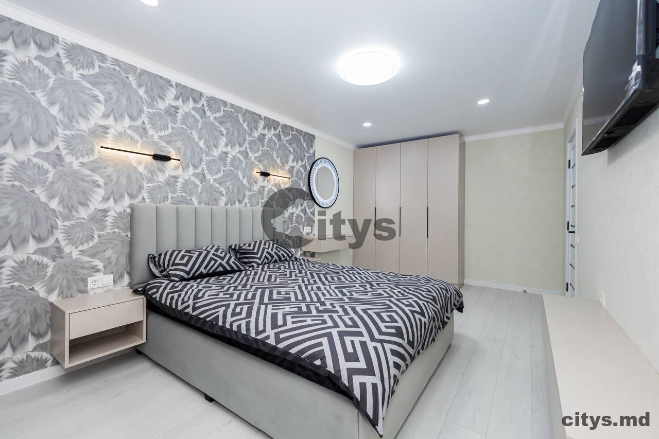 Apartament cu 3 camere, 66m², Cuza Voda photo 6